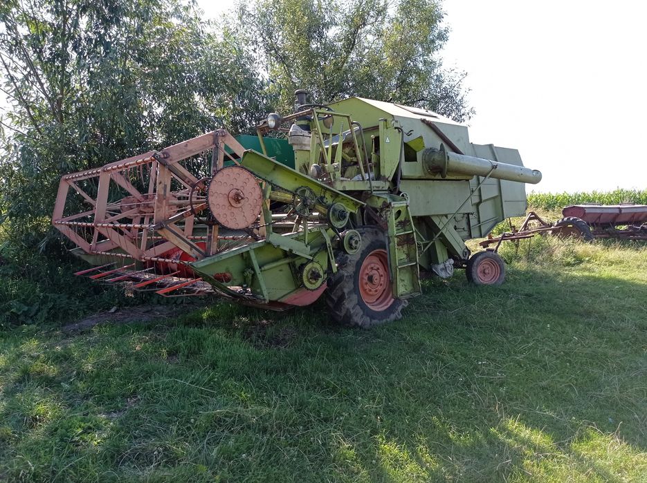 Комбайн Claas Consul