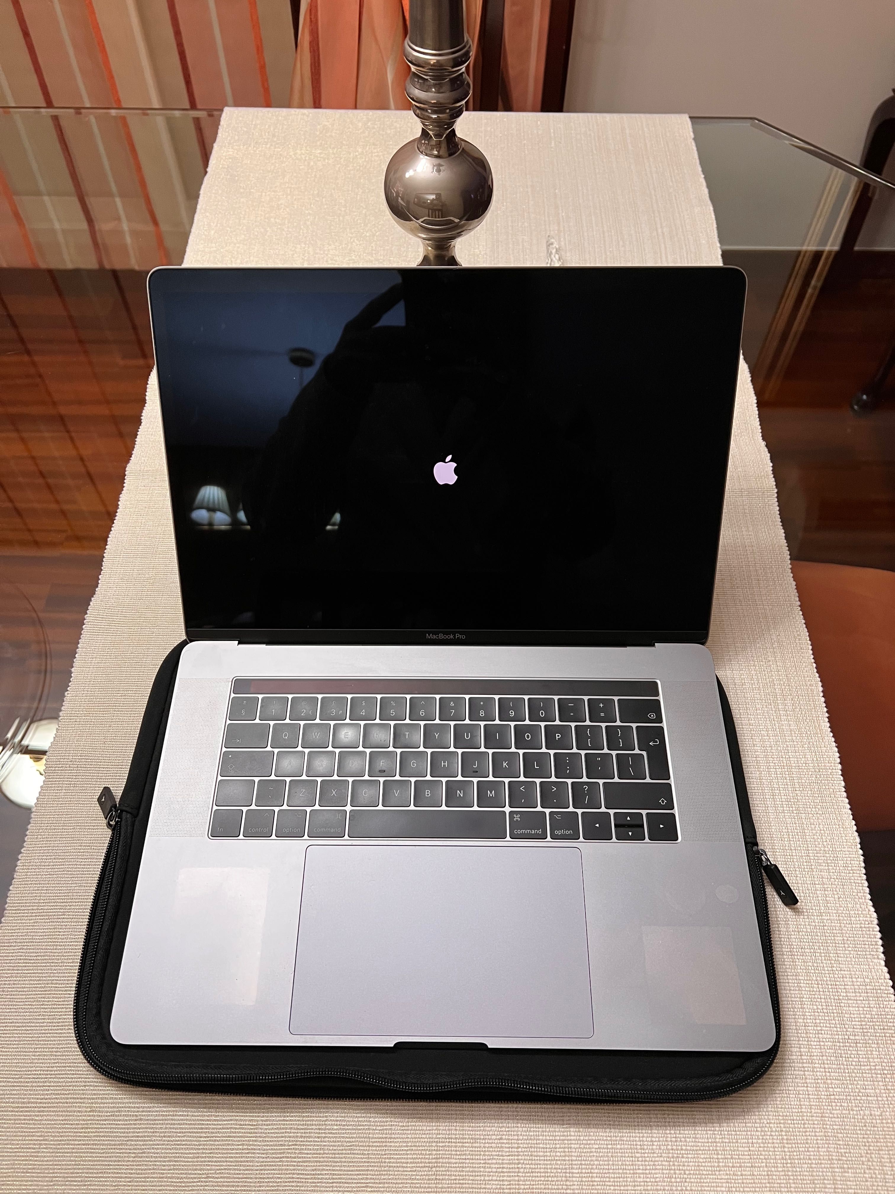 MacBook Pro (i7)