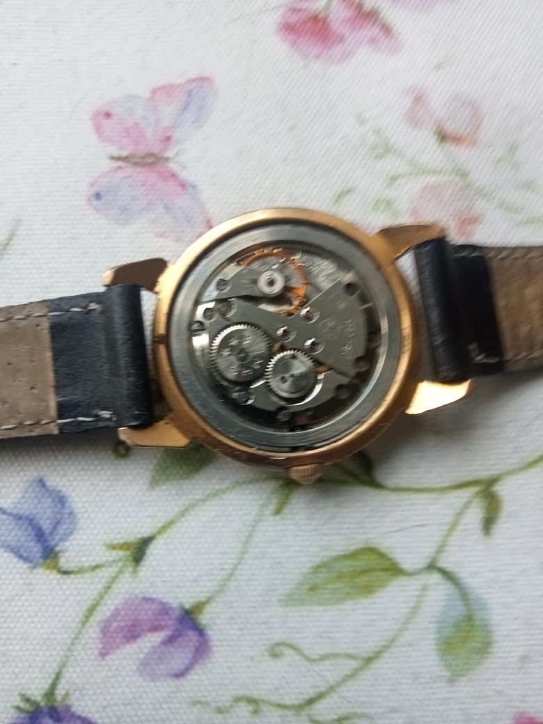 Zegarek mechaniczny Kirowski w Krabie i w złocie męski