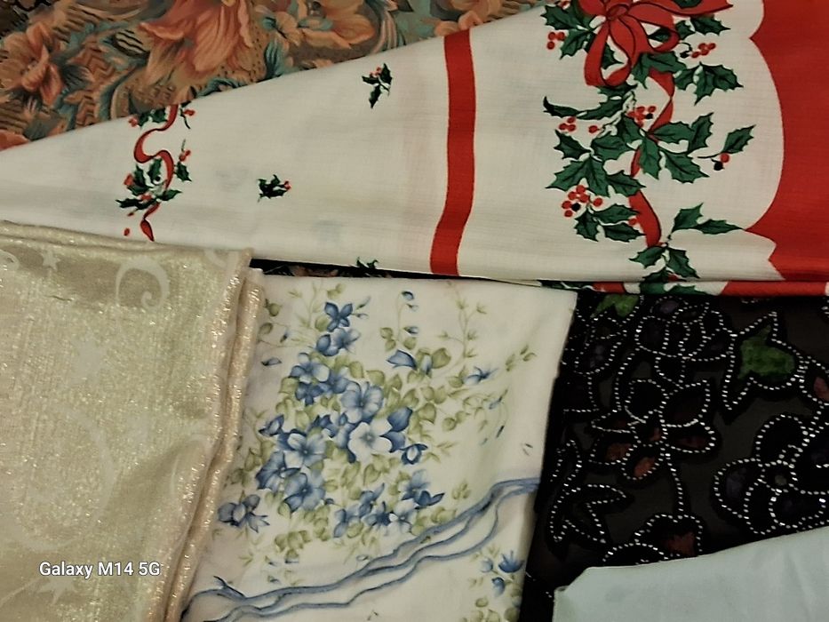 Шикарные нарядные скатерти на любой вкус.,цены договорные.