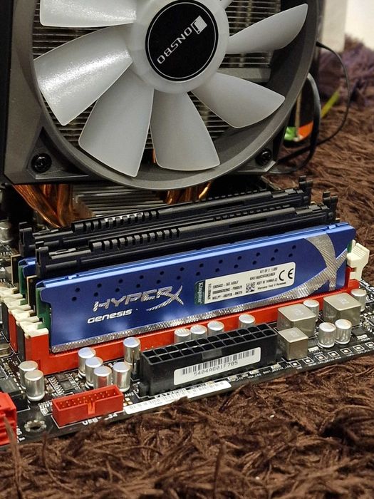 Intel i7 2600k + ASUS RoG MAXIMUS IV + 16GB + Cooler Jonsbo CR-1100