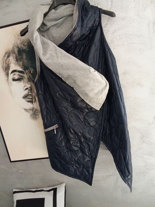 Asymetryczny damski bezrękawnik