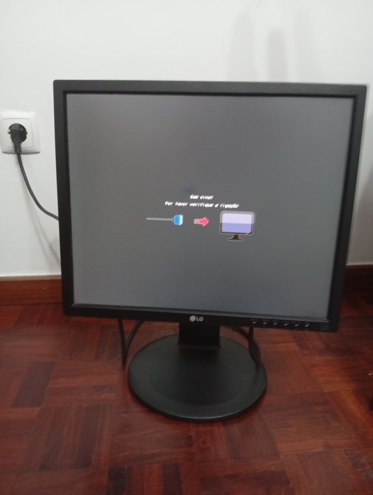 Monitor Ecrã 19" LG