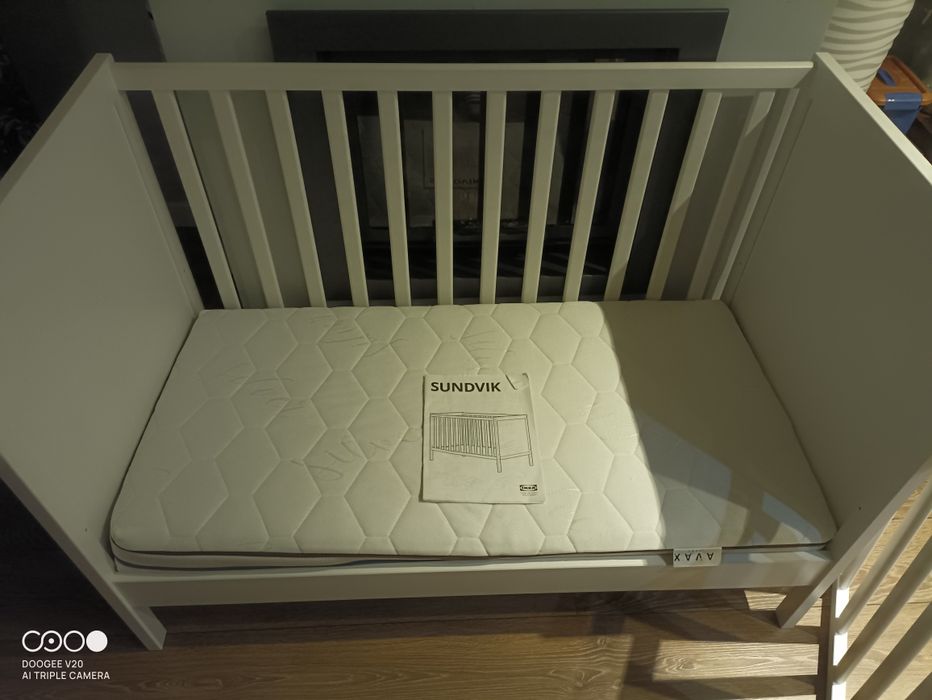 Łóżeczko  dziecięce ikea sundvik