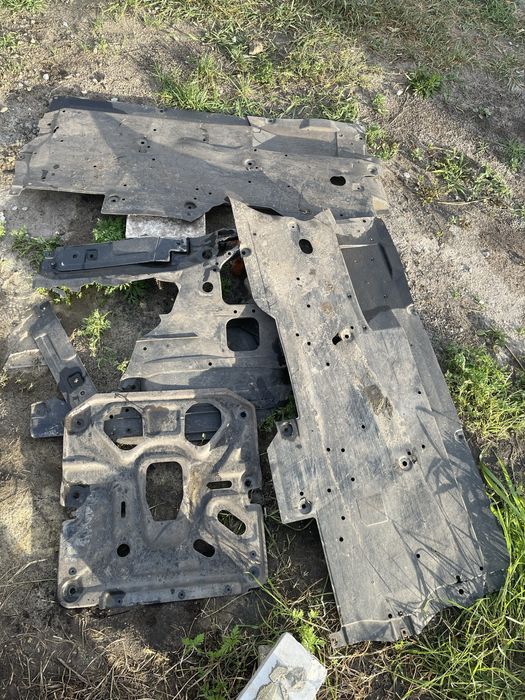 Термо защита / пластик защита Днища Mazda 3 bm