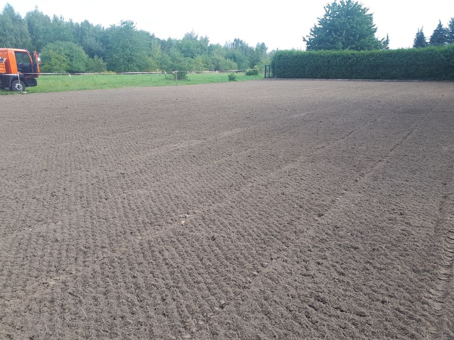 Prace ziemne,koszenie,glebogryzarka,minikoparka usługi,trawniki.