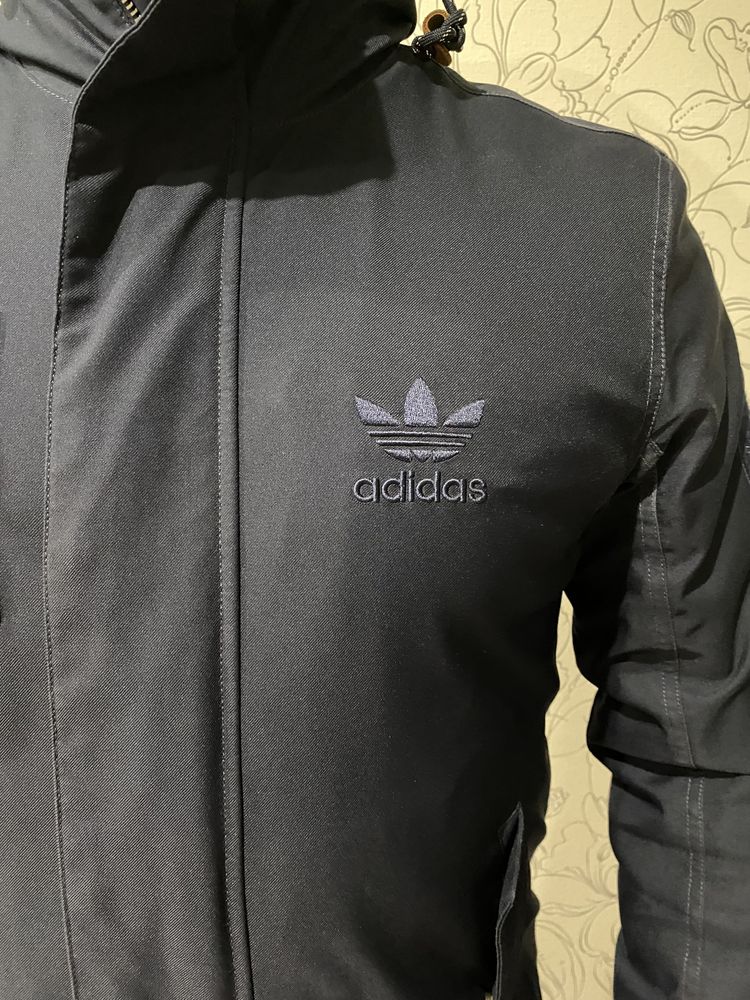 Демісізонна куртка adidas originally