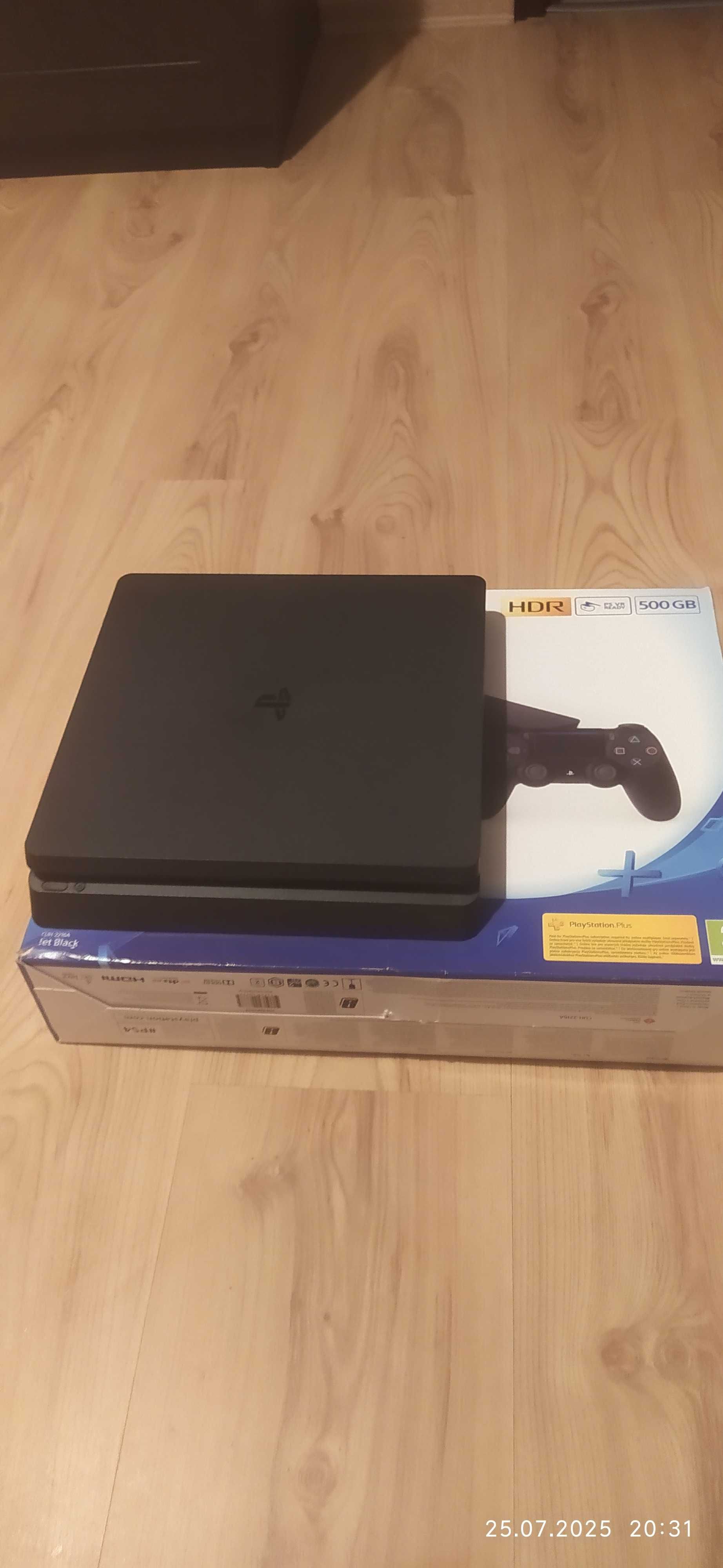 PlayStation 4 + gry