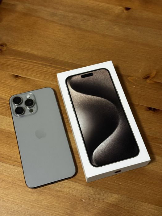 Vendo/Troco iPhone 15 Pro Max 256gb - C/ Fatura