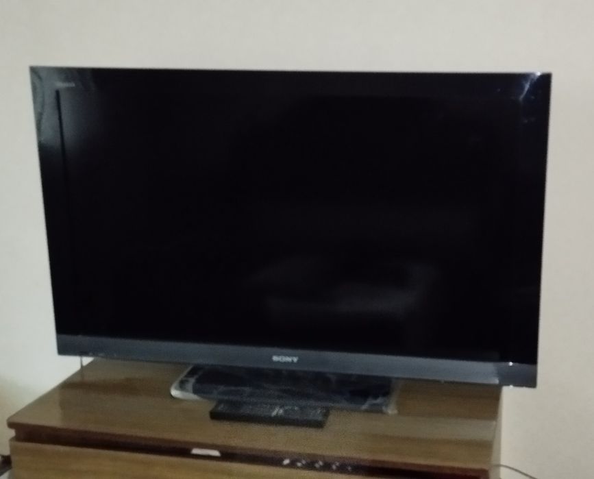 телевізор SONY -40EX402