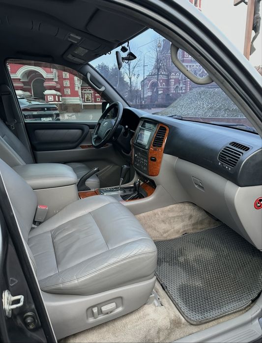 Продам ЛЕГЕНДУ Toyota Land Cruiser 100 2004 4.7 газ
