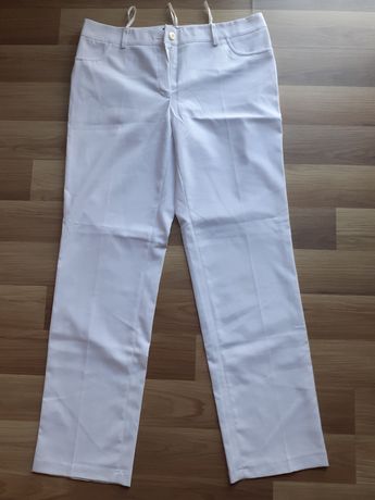 Białe spodnie nowe w kantkę