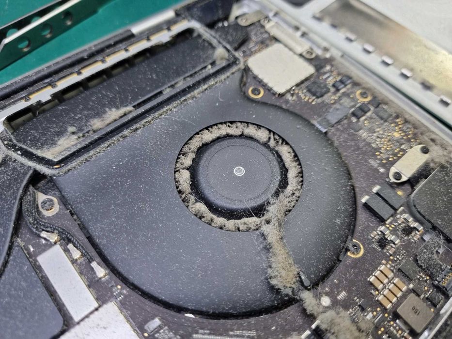 Чистка MacBook • iMac • Заміна термопасти • Усунення перегріву • Львів