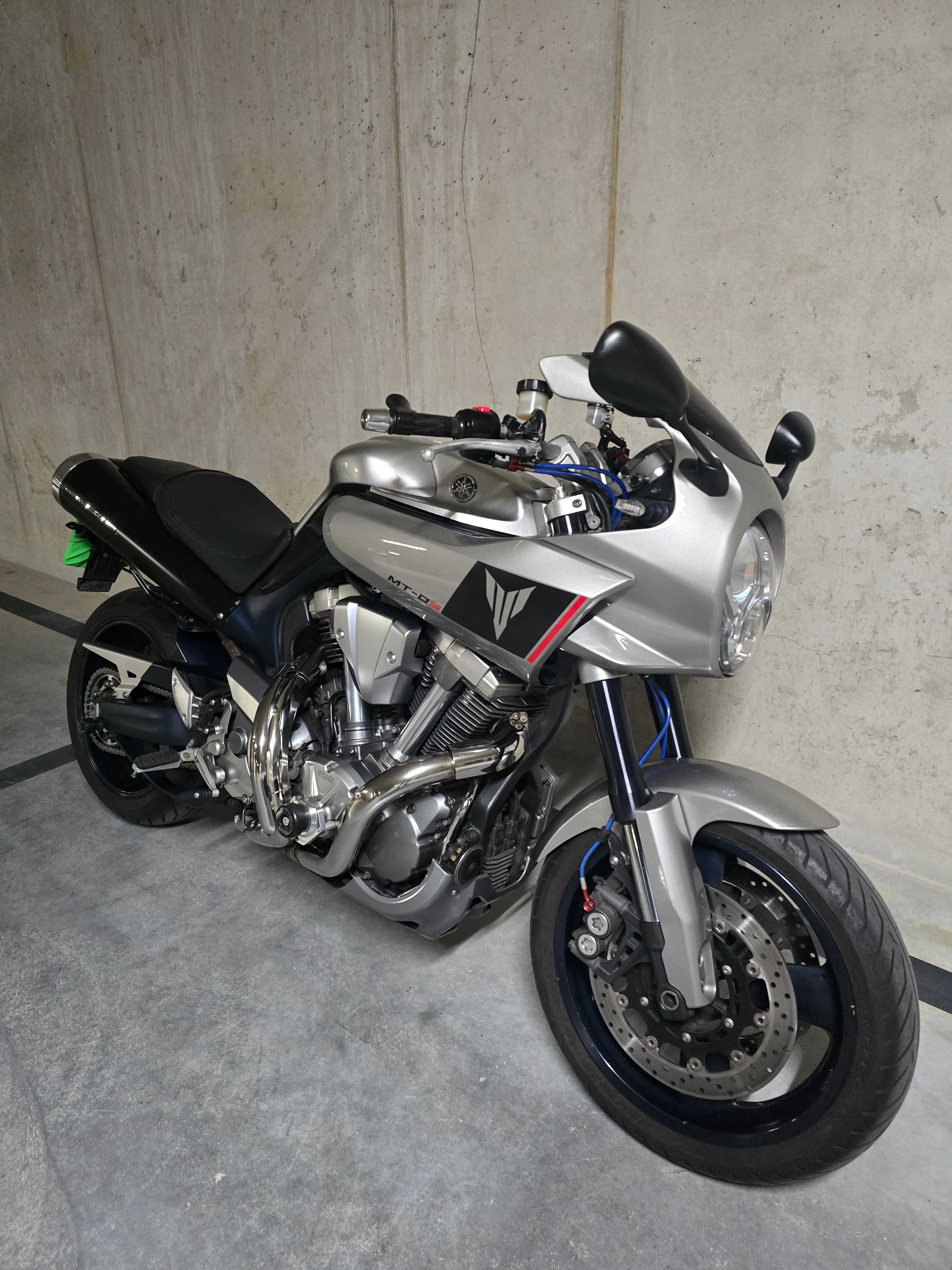 ___Yamaha MT-0S (MT01, MT OS) 2007r___