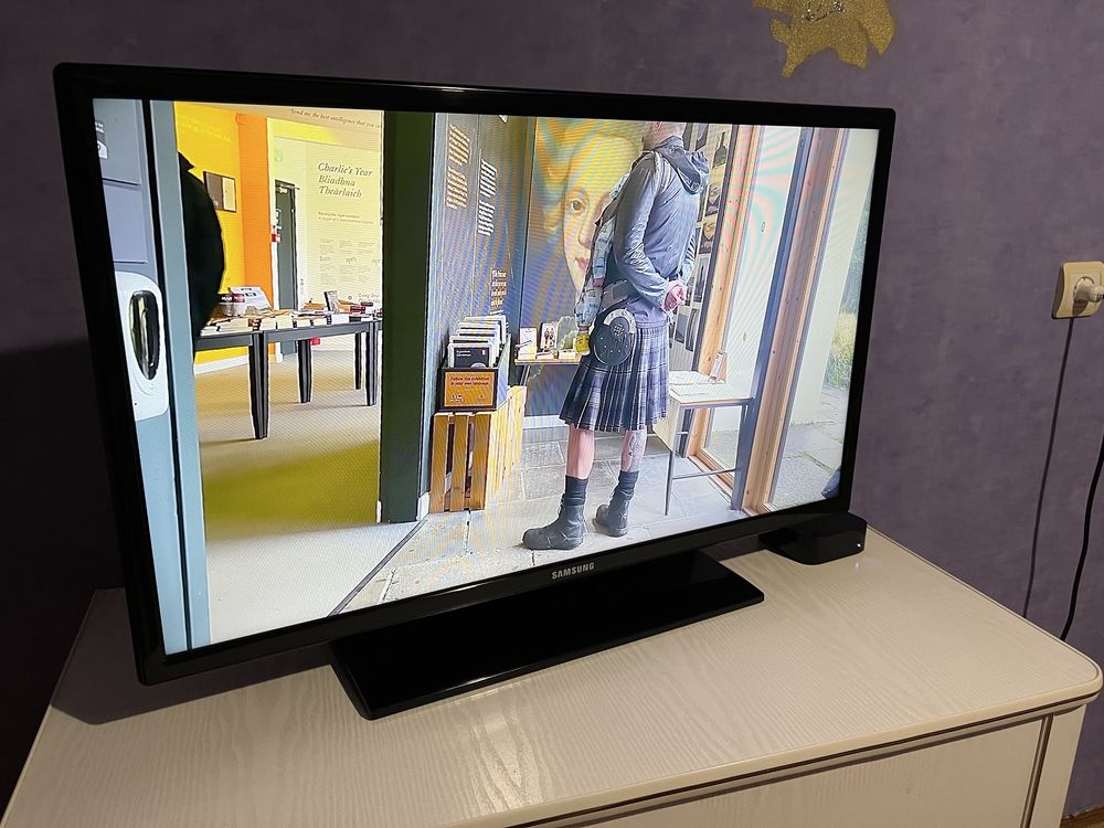 Телевізор Samsung 32’ Full HD, Ідеальний стан!