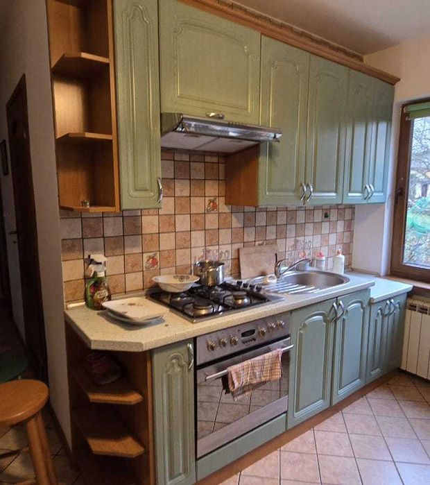 Kuchnia w zabudowie ze sprzętem