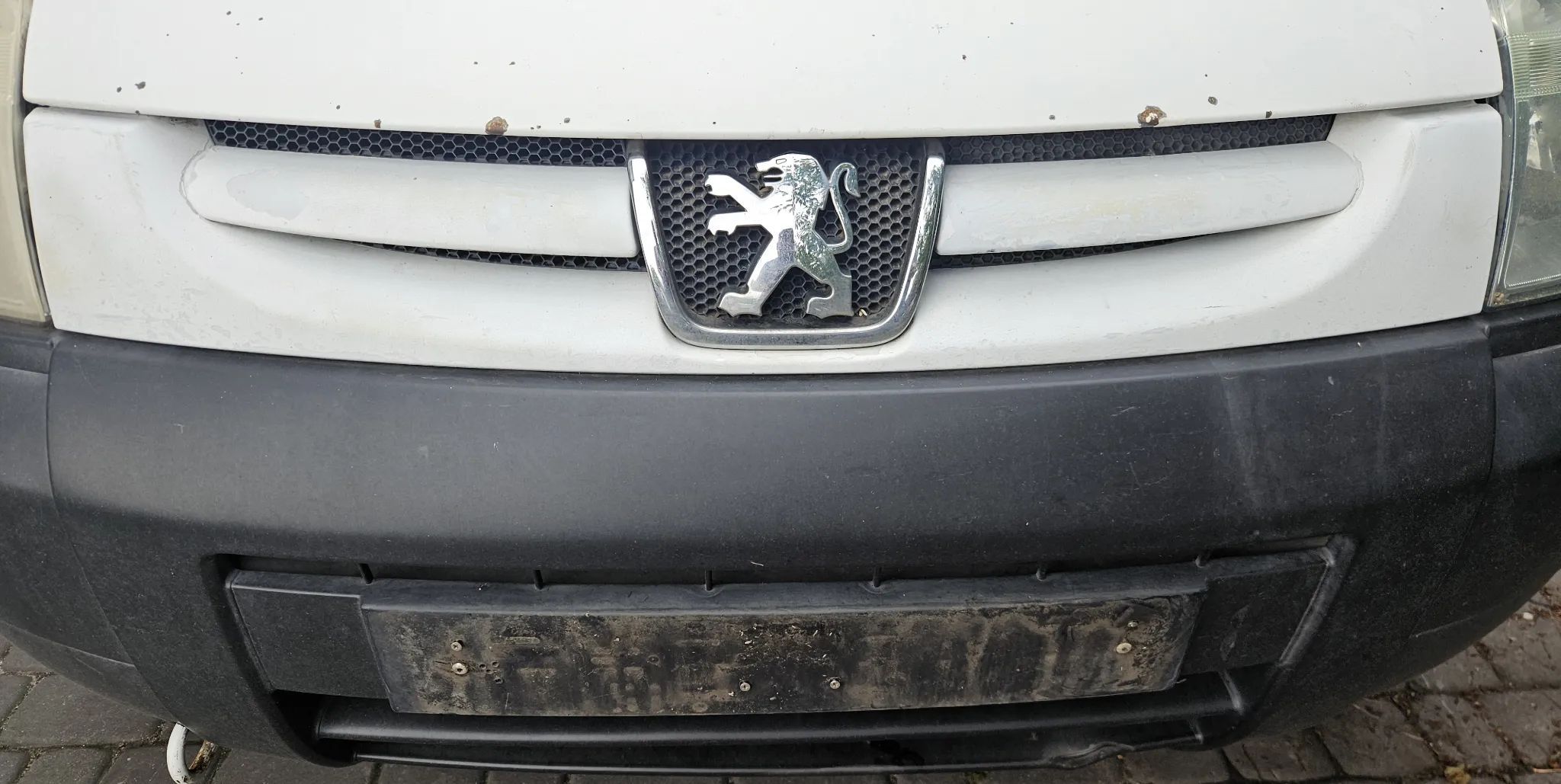 Peugeot Partner 1 grill atrapa EWPA