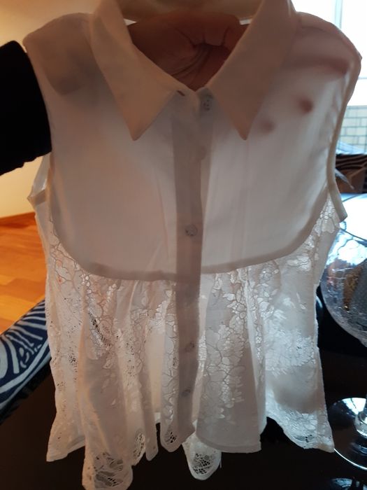 Camisa branca de renda nova Fun Fun