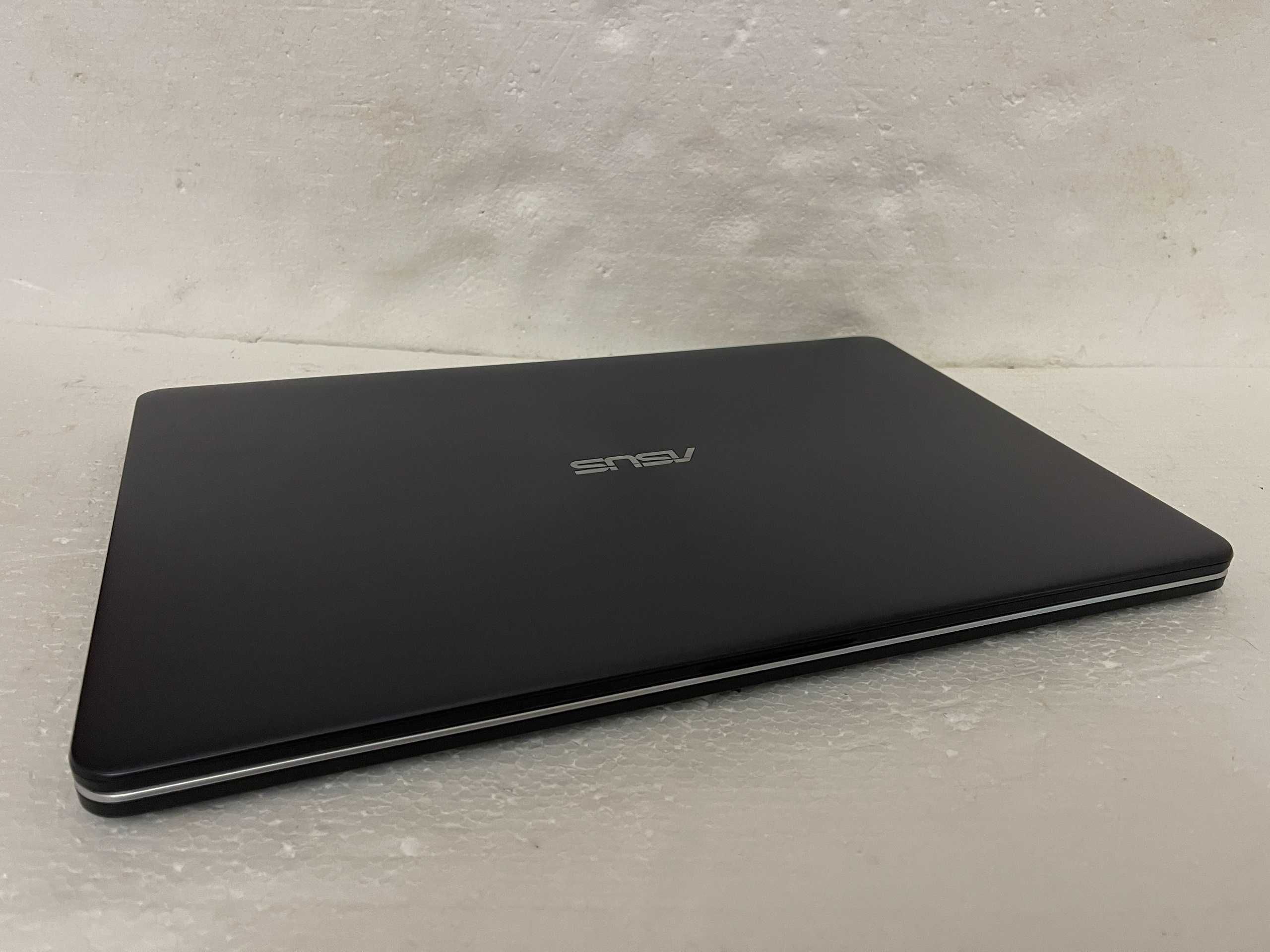 17.3" Экран!! Игровой ASUS VivoBook 17 + (Четыре ядра) + Видео GDDR5