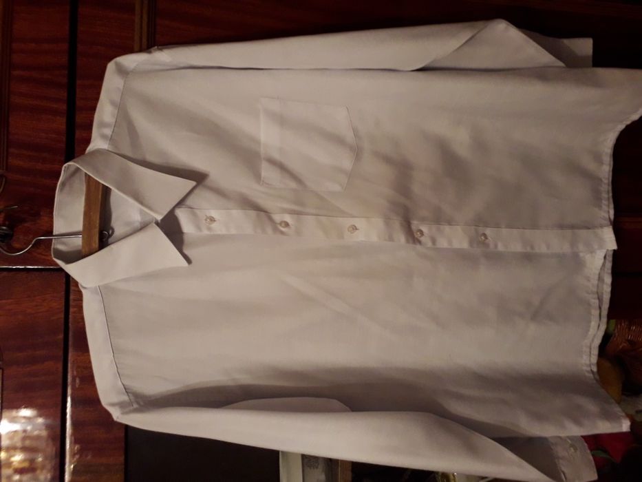 Рубашка белая мужская