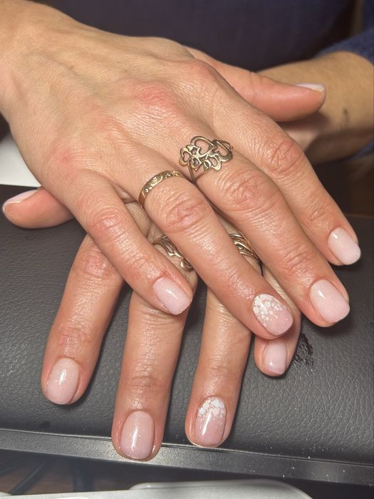 200 грн первый раз для отроботки дизайна.