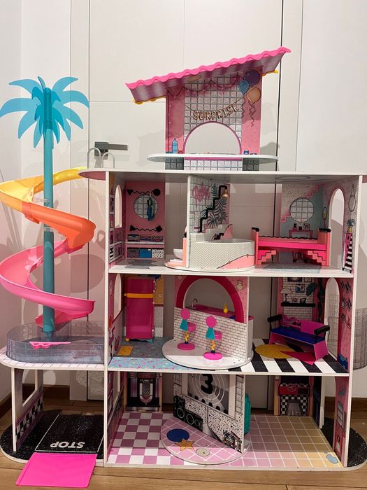 Domek dla lalek L.O.L. OMG House of suprises