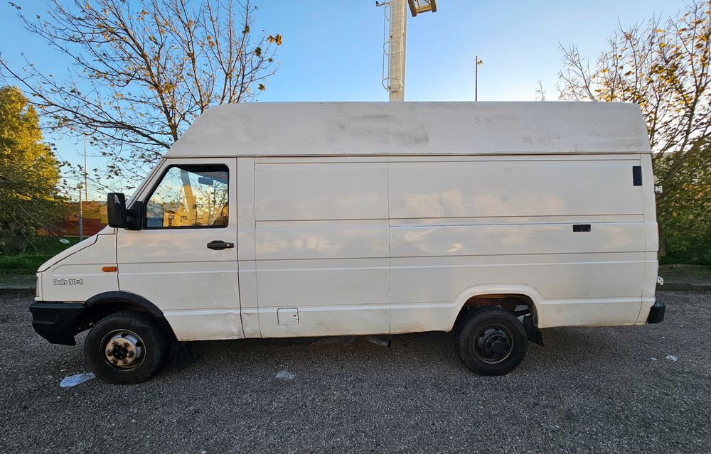 Iveco Daily 2.5d (toda reparada)