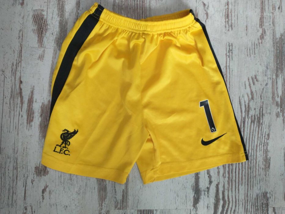 Liverpool F.C. Nike spodenki 24