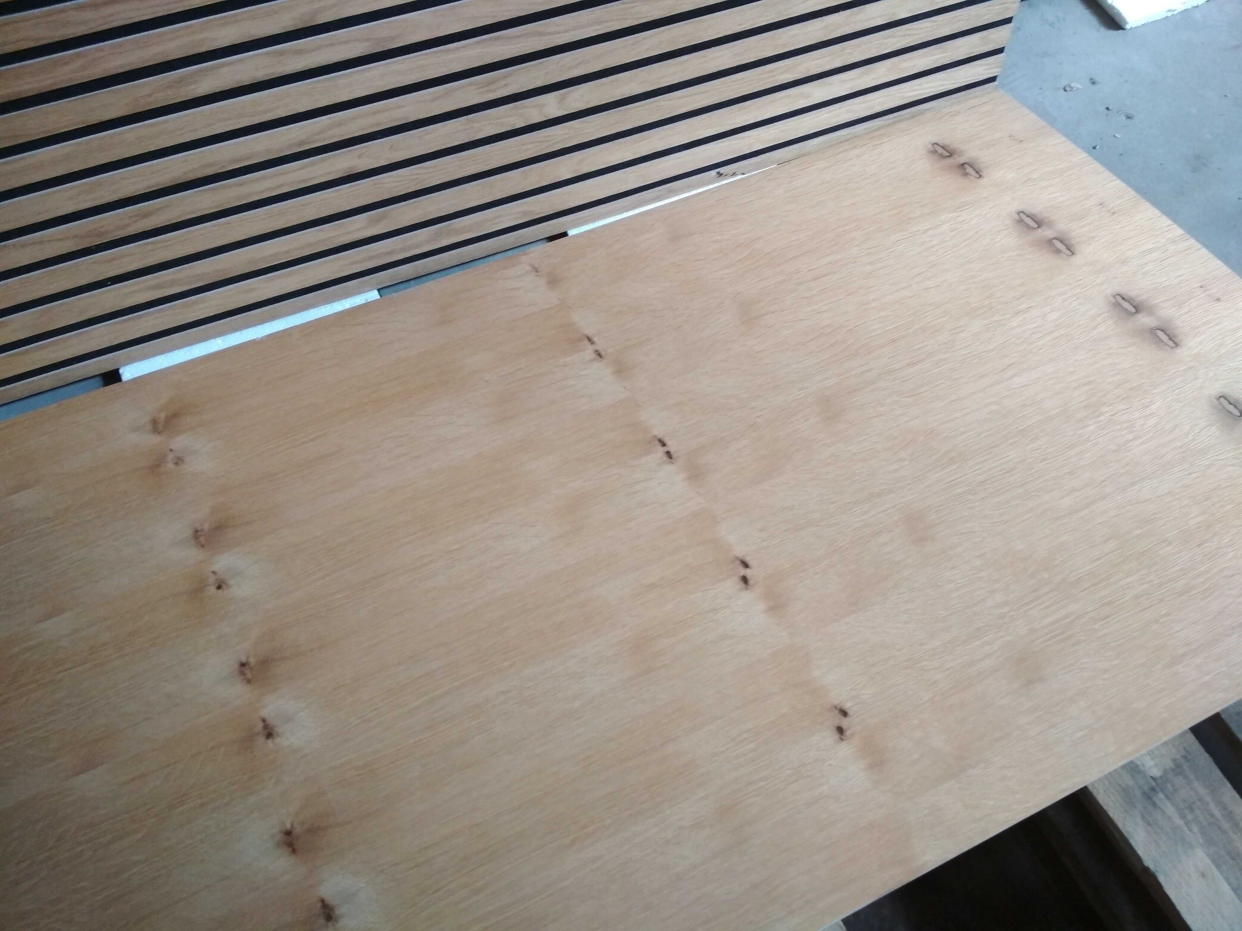 Lamele 3D fornirowane dębem 96x 220 cm uszkodzony dwustronne