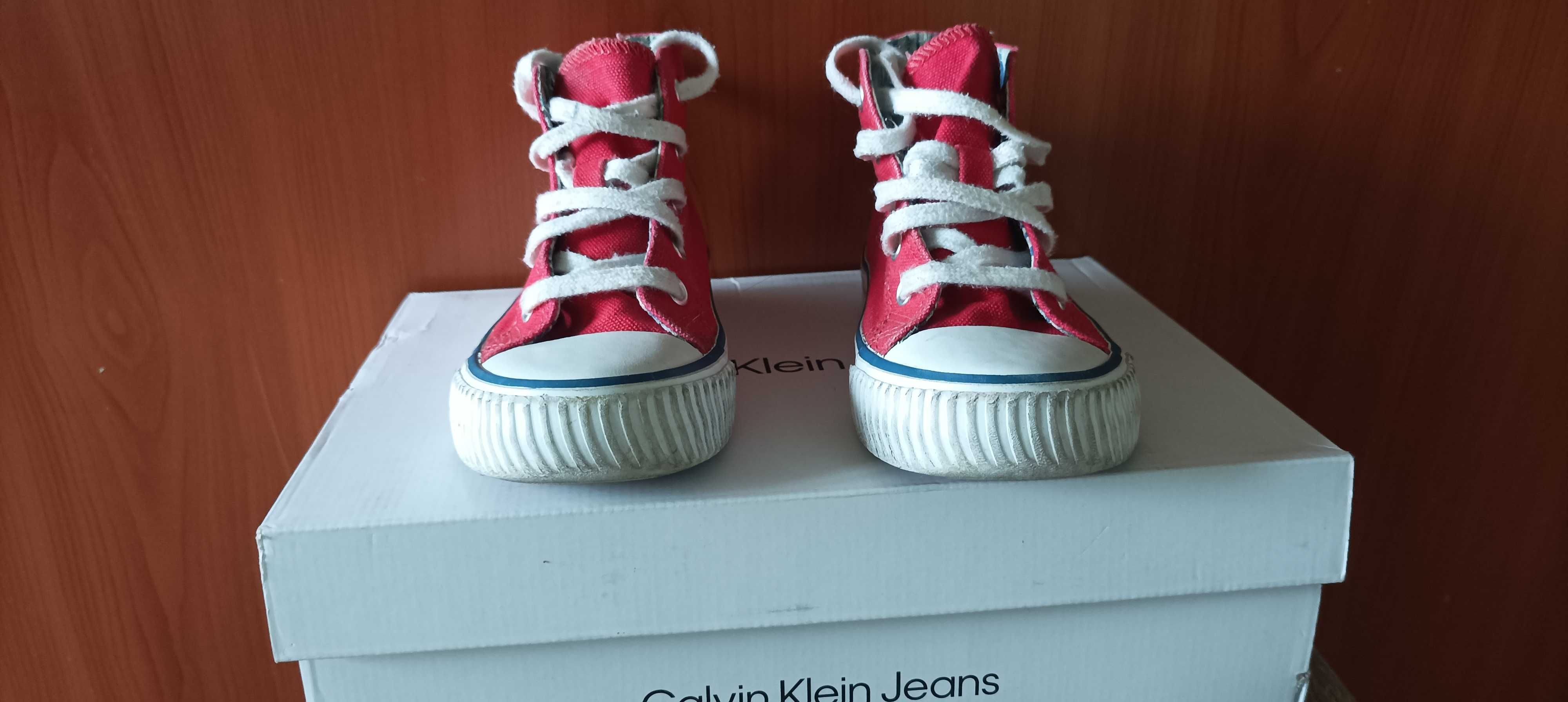 Czerwone trampki