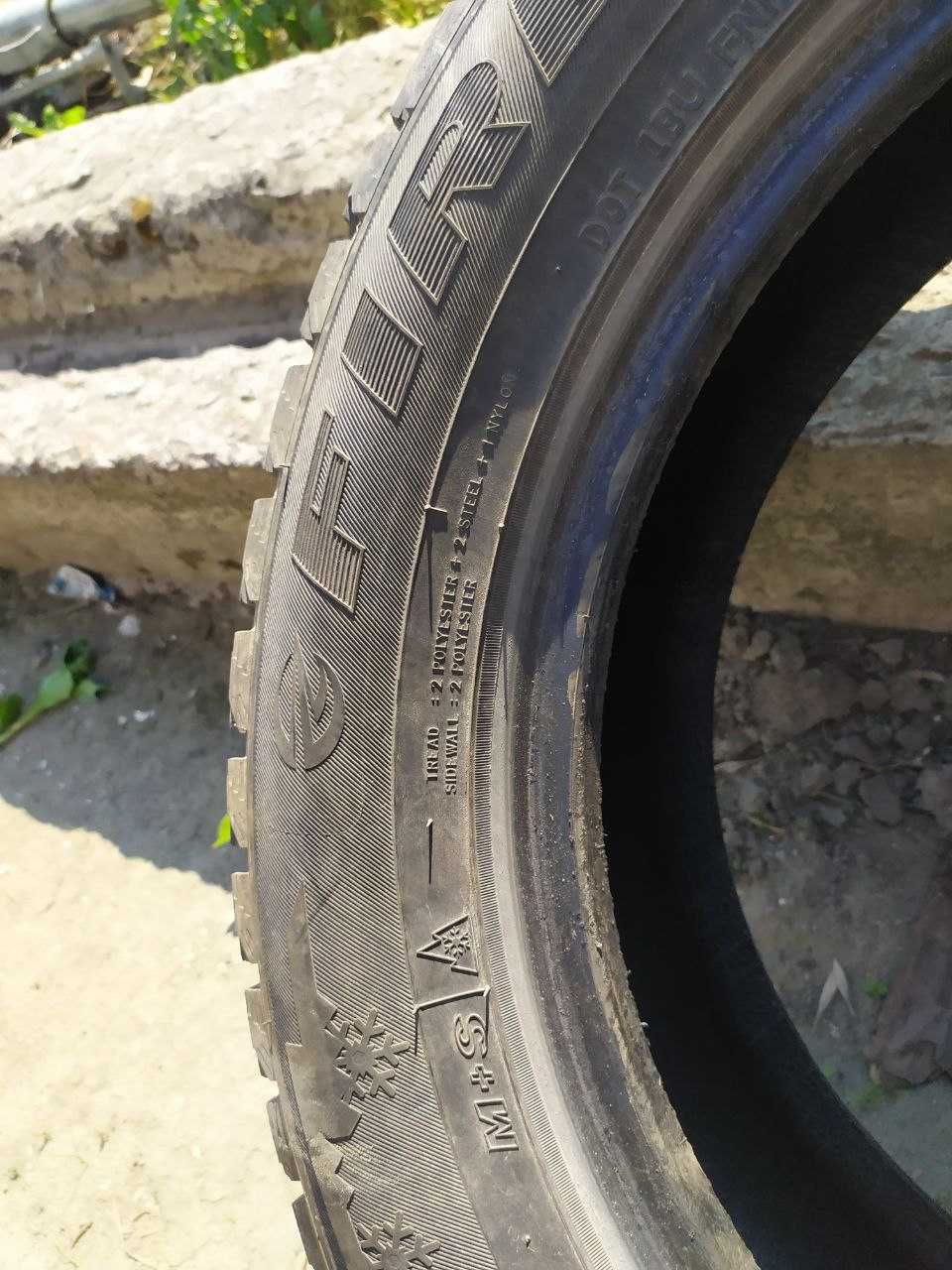 Зимова гума Firemax FM 806 225/60 R17