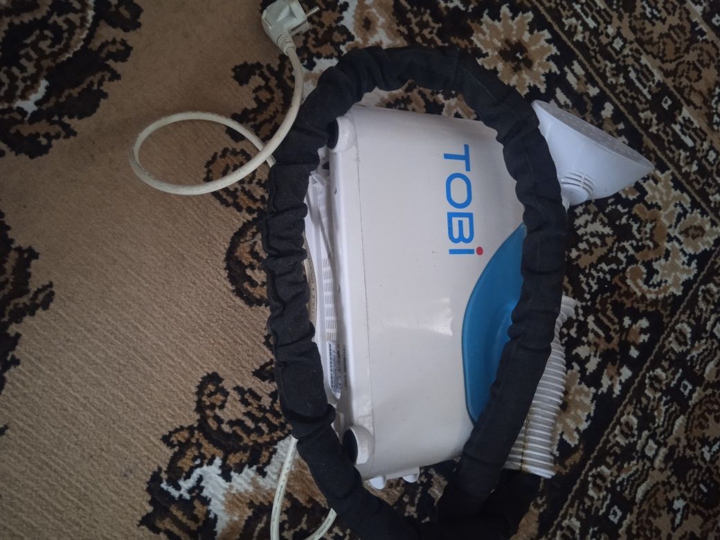 Продам вертикальный отпариватель TOBI