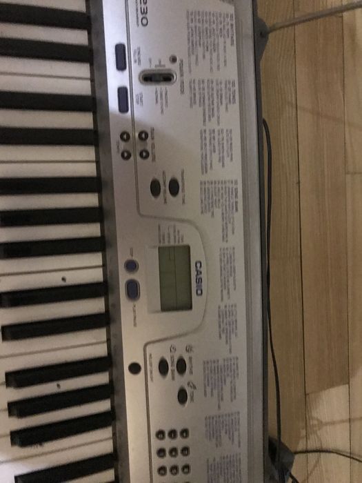Keyboard Casio stan idealny