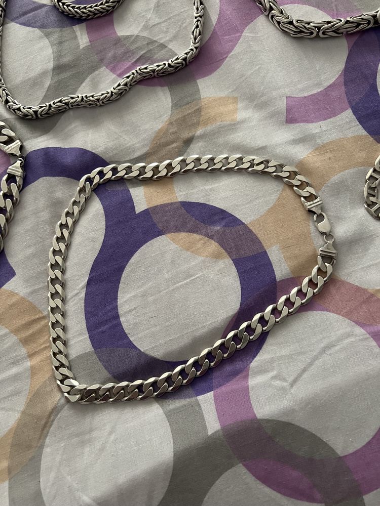 Colares e pulseiras em prata 950 2,5€ a gr