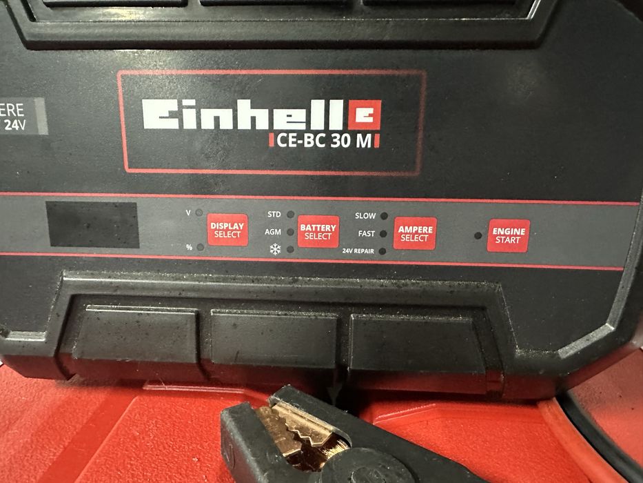 Заарядно-пусковий пристрій Einhell CE-BC 30 M
