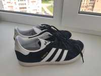 Adidas Gazelle..