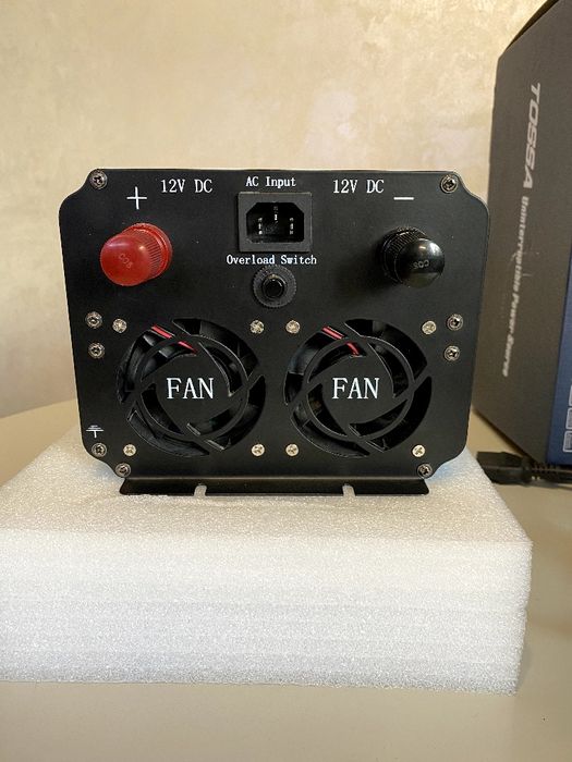 Преобразователь напряжения (инвертор) Tossa 12V 220V/800W Чистый синус