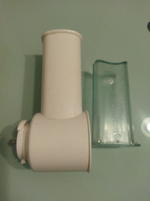 Електрична м'ясорубка Moulinex