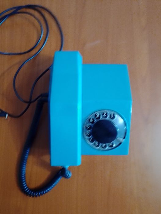 Телефон стаціонарний.