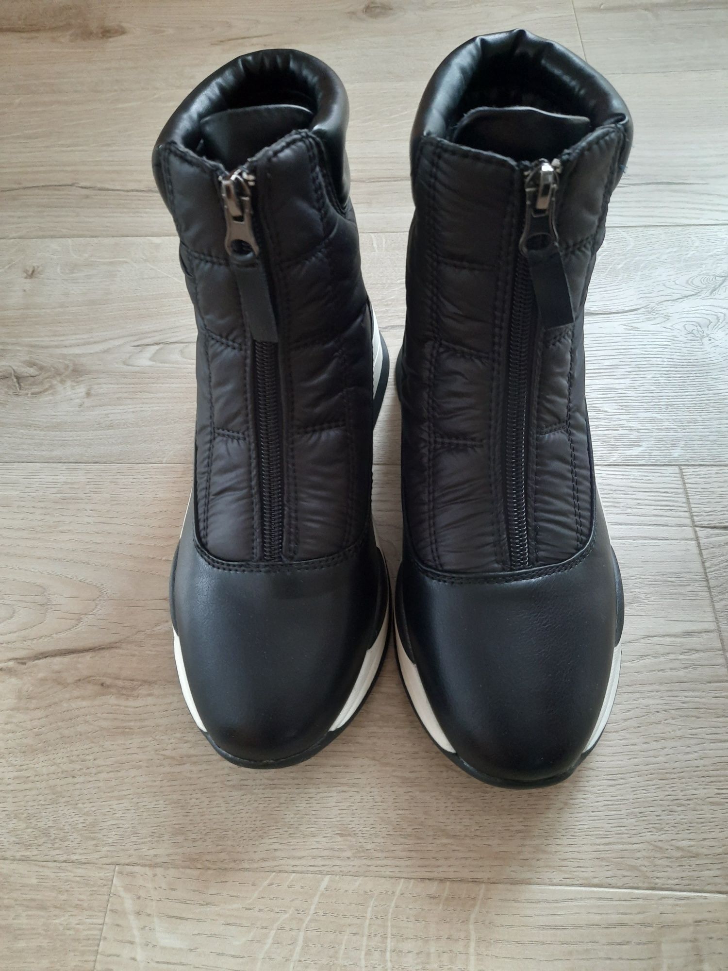Buty, botki damskie XTI