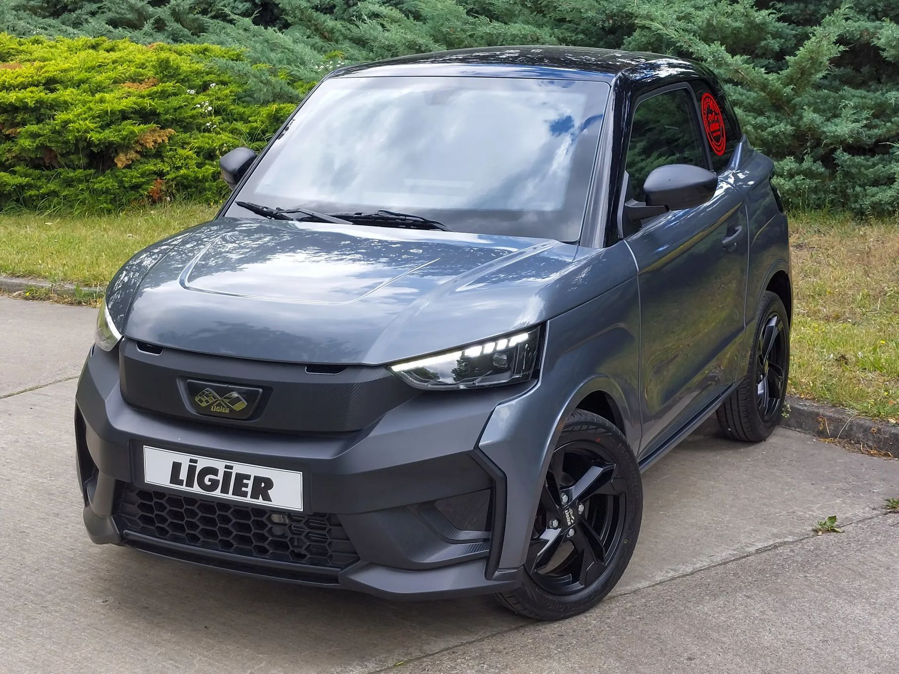 Ligier JS50 Elite DCI, NOWY, automat, klima, tablet, od 14 roku życia, GW 24M