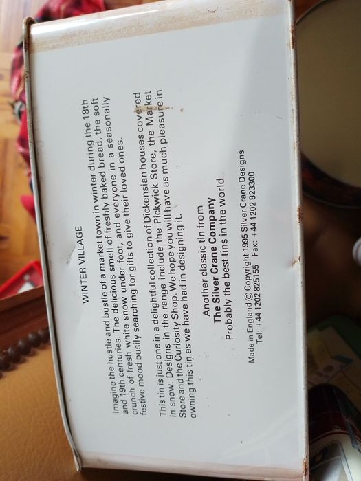 Aqui! Há Latas! Várias-House Crane Company,Bus M.Spencer outrosDesde2E