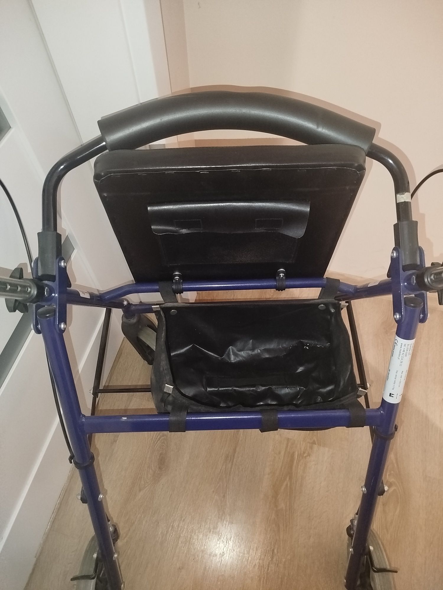 Mobilex Podpórka czterokołowa balkonik