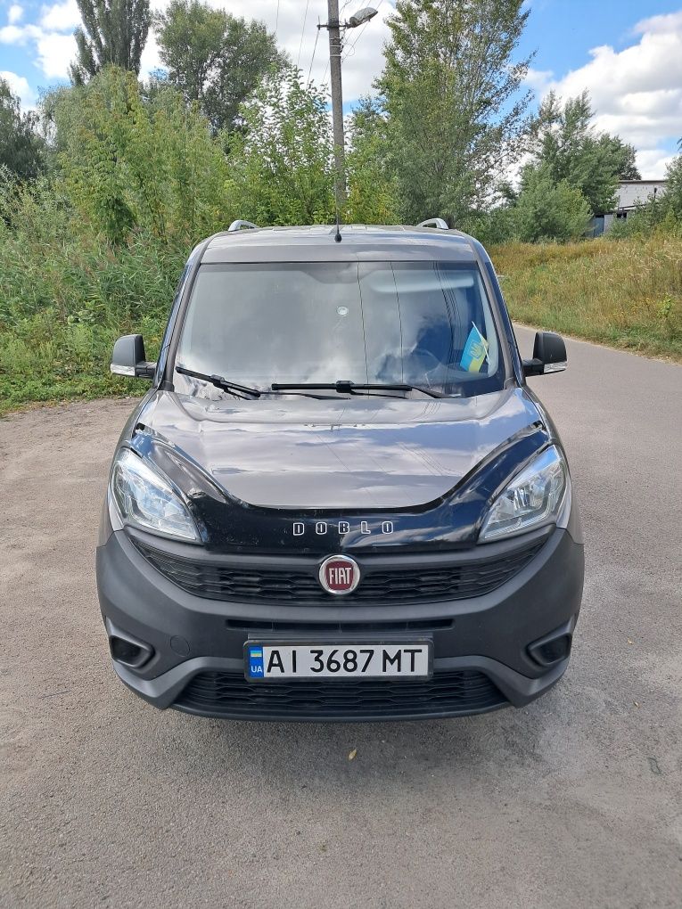 Продам авто Фіат добло.2017року.