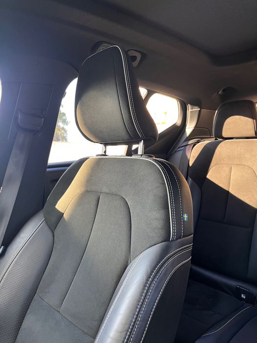 Volvo XC 40 T3 R-Design