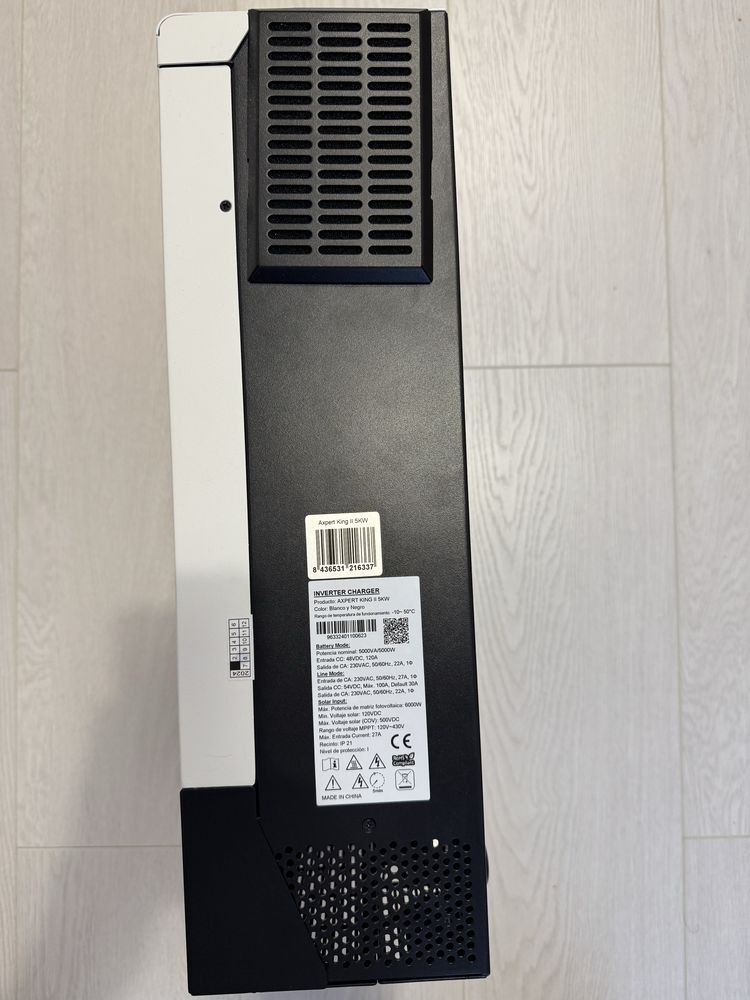Гібридний інвертор Voltronic Axpert King II 5KW 48V Wi-Fi