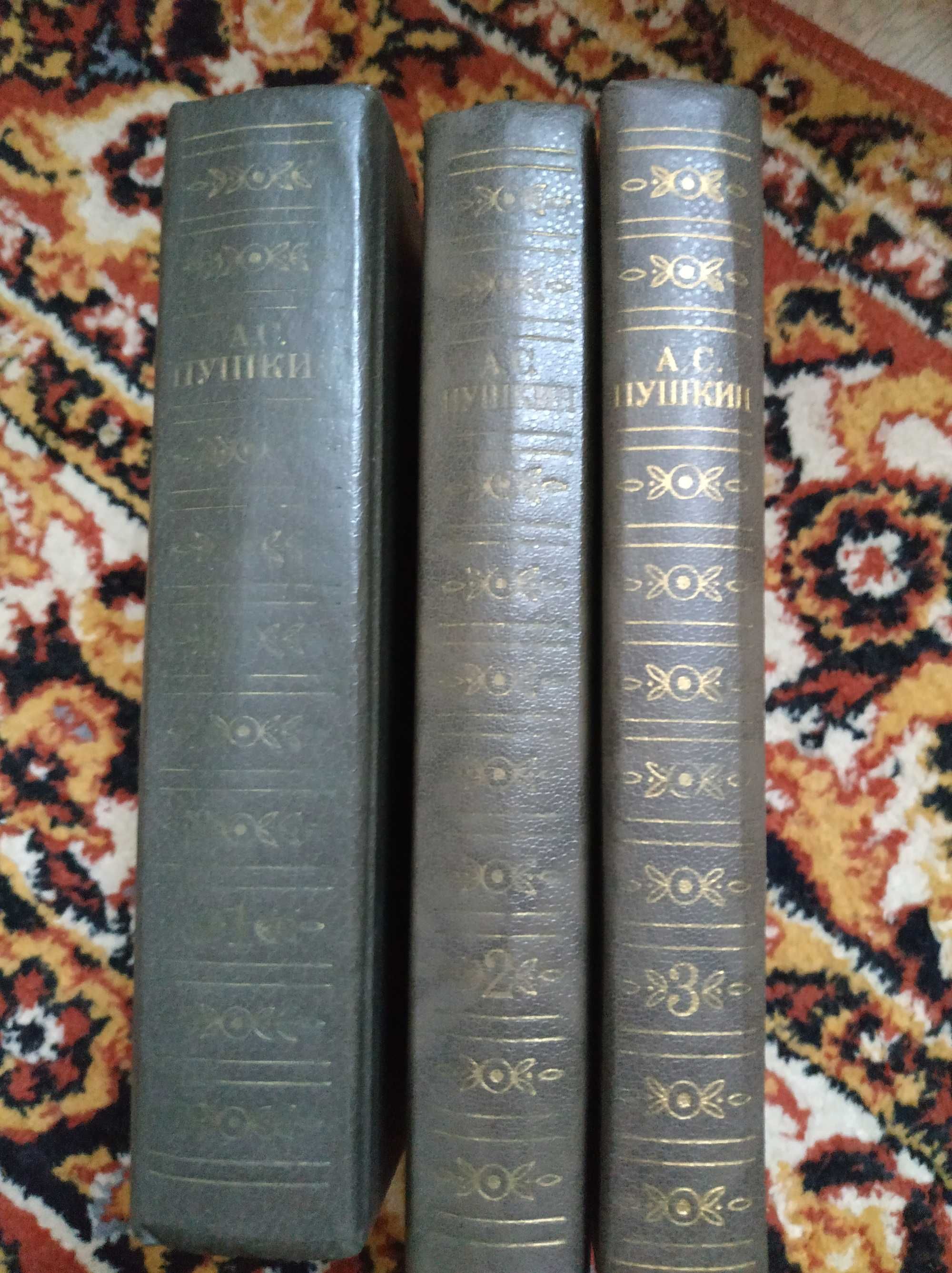 Книги різні ХХ-го століття (рос. мовою) (оголошення №2)