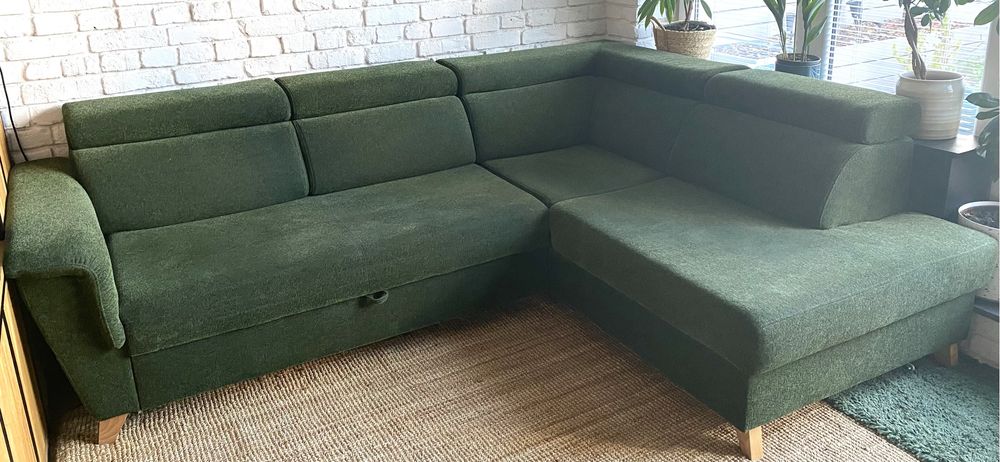 Zielona Sofa narożna narożnik funkcja spania i pojemnikiem na pościel