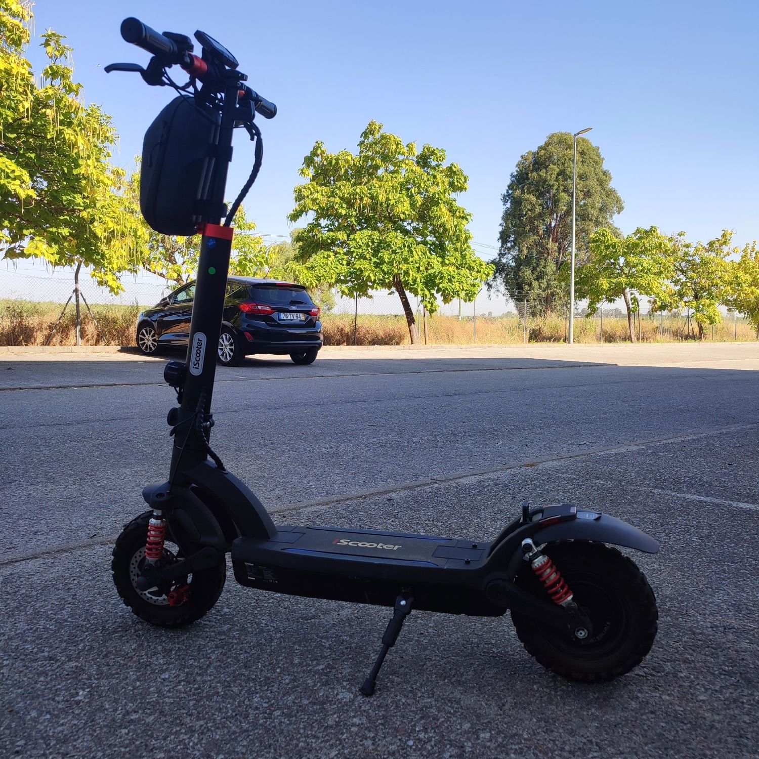 Trotinete elétrica 45km/h e autonomia de 45 kms