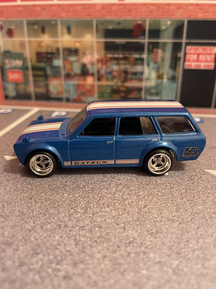Hot wheels Datsun Bluebird 510 wagon датсун вагон хот вилс премиум